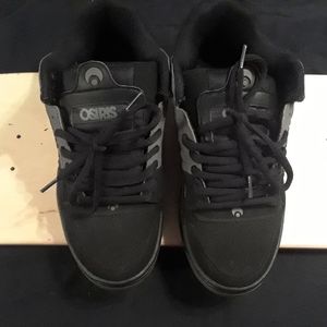 Osiris Peril Shoes grey/black pre owned size 9.5
